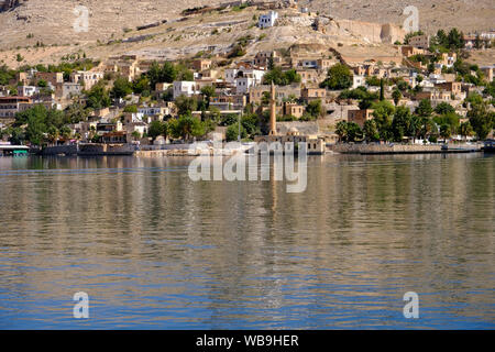 Savasan Dorf, in Halfeti in Sanliurfa befindet, ist unter den Gewässern von birecik Dam. Dieses Dorf vor der Euphrat errichtet, bevor es war Stockfoto