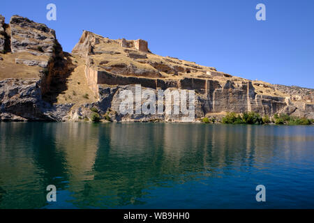 Savasan Dorf, in Halfeti in Sanliurfa befindet, ist unter den Gewässern von birecik Dam. Dieses Dorf vor der Euphrat errichtet, bevor es war Stockfoto