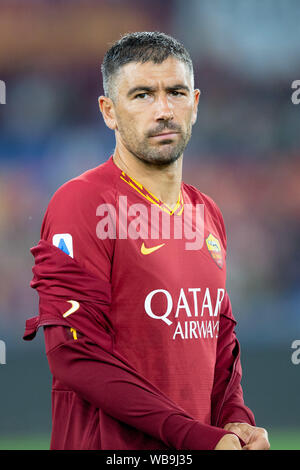 Rom, Italien. 25 Aug, 2019. Aleksandar Kolarov der AS Roma während der Serie ein Match zwischen Roma und Genua im Stadio Olimpico, Rom, Italien Am 25. August 2019. Foto von Giuseppe Maffia. Credit: UK Sport Pics Ltd/Alamy leben Nachrichten Stockfoto