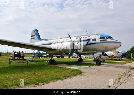 Iljuschin IL-14 T Flugzeug, Aeropark ist ein open-air Aviation Museum neben Ferenc Liszt International Airport, Budapest, Ungarn, Magyarország, Europa Stockfoto