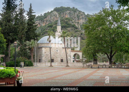 Die Moschee im Zentrum von Dalyan, Türkei - Dalyan Cami Stockfoto