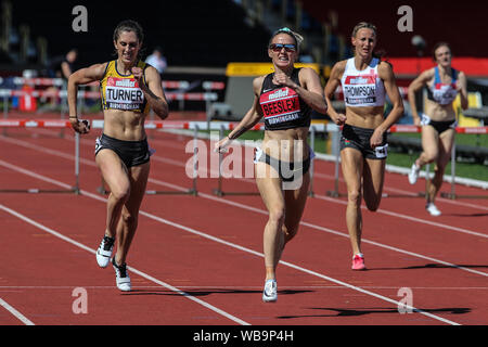 Birmingham, Großbritannien. 25 Aug, 2019. Meghan Beesley gewinnt 400 m-Hürdenlauf der Frauen während der Muller britischen Leichtathletik WM im Alexander Stadium, Birmingham, England am 25. August 2019. Foto von Jodi Hanagan. Nur die redaktionelle Nutzung, eine Lizenz für die gewerbliche Nutzung erforderlich. Keine Verwendung in Wetten, Spiele oder einer einzelnen Verein/Liga/player Publikationen. Credit: UK Sport Pics Ltd/Alamy leben Nachrichten Stockfoto