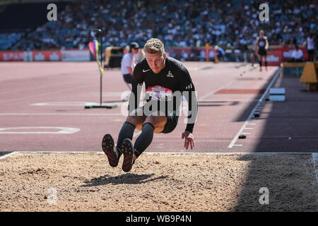 Birmingham, Großbritannien. 25 Aug, 2019. Scott Hall konkurrieren in der Männer Dreisprung während der Muller britischen Leichtathletik WM im Alexander Stadium, Birmingham, England am 25. August 2019. Foto von Jodi Hanagan. Nur die redaktionelle Nutzung, eine Lizenz für die gewerbliche Nutzung erforderlich. Keine Verwendung in Wetten, Spiele oder einer einzelnen Verein/Liga/player Publikationen. Credit: UK Sport Pics Ltd/Alamy leben Nachrichten Stockfoto