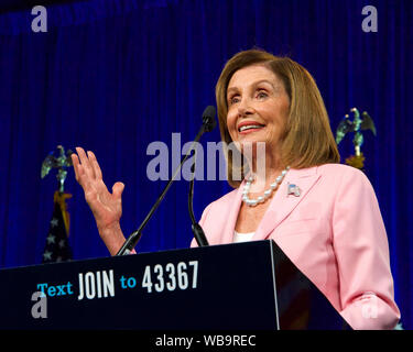 San Francisco, CA - 23. August 2019: Sprecher des Repräsentantenhauses, Nancy Pelosi, sprach bei der Democratic National Convention Sommer Treffen in San francisc Stockfoto
