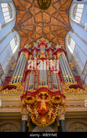 Haarlem, Niederlande - 30 April, 2019 - der Innenraum der St. Bavo Kirche in der niederländischen Stadt Haarlem, Niederlande. Stockfoto