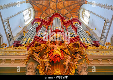 Haarlem, Niederlande - 30 April, 2019 - der Innenraum der St. Bavo Kirche in der niederländischen Stadt Haarlem, Niederlande. Stockfoto