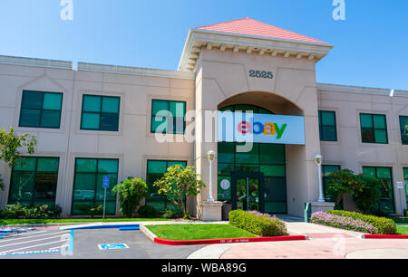 EBay campus Fassade und Büro Eingang im Silicon Valley. eBay. ist ein multinationales e-commerce Corporation Stockfoto