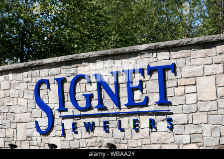 Ein logo Zeichen außerhalb des Hauptsitzes der Signet Juweliere in Akron, Ohio am 10 August, 2019. Stockfoto