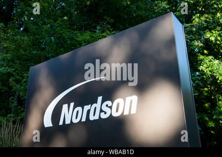 Ein logo Zeichen außerhalb des Hauptquartiers der Nordson Corporation in Westlake, Ohio am 11. August 2019. Stockfoto