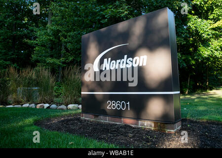 Ein logo Zeichen außerhalb des Hauptquartiers der Nordson Corporation in Westlake, Ohio am 11. August 2019. Stockfoto