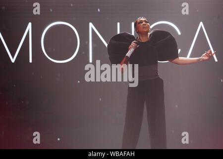 Newark, New Jersey, USA. 25 Aug, 2019. Monica führt auf der Bühne am Schwarzen Mädchen Rock 2019 Gehostet von Niecy Nash bei NJPAC am 25. August 2019 in Newark, New Jersey. Quelle: MPI 09/ Medien Punch/Alamy leben Nachrichten Stockfoto