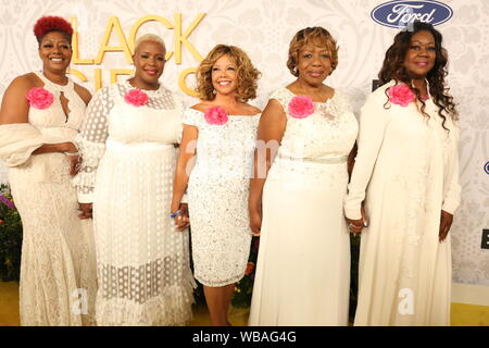 Newark, New Jersey, USA. 25 Aug, 2019. Maria Hamilton, Cleopatra Cowley-Pendleton, Lucy McBath, Gwen Carr und Sybrina Fulton besucht Schwarze Mädchen Rock 2019 Gehostet von Niecy Nash bei NJPAC am 25. August 2019 in Newark, New Jersey. Quelle: MPI 09/ Medien Punch/Alamy leben Nachrichten Stockfoto