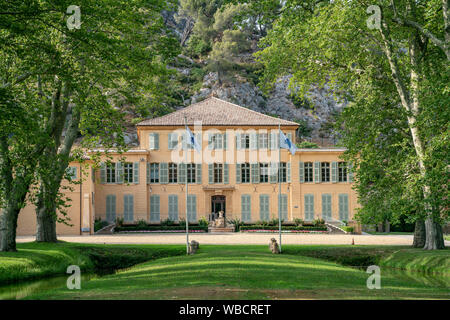 Société du Canal de Provence, rrginal Wasserversorgung, Le Tholonet auf der Route Cezanne, Provence, Frankreich Stockfoto