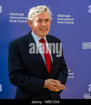 Edinburgh, Schottland, Großbritannien, 26. August 2019. Edinburgh International Book Festival. Im Bild: Gordon Brown, der ehemalige Premierminister und Führer der Labour Party von 2007 bis 2010, spricht über den Ort von Schottland in Großbritannien und Europa, den Aufstieg des Populismus und die Herausforderungen der nationalen Identität auf der Book Festival Stockfoto