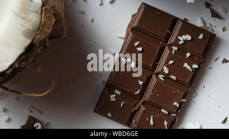 Makronen, Rezept, Bounty, coconut Bars, Kokosöl, Schokolade, Rinde, Schokolade, Kuchen, Dessert, Minze meltaways, mit Schokolade überzogene Stockfoto