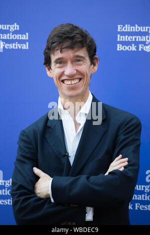 Edinburgh, Großbritannien. 26 Aug, 2019. Edinburgh International Book Festival 2019. Rory Stewart, konservative Politiker und Minister für Internationale Entwicklung diskutiert, wie Brexit Großbritannien aus der Literatur erfahren kann. Kredit Pauline Keightley. Credit: Pauline Keightley/Alamy leben Nachrichten Stockfoto