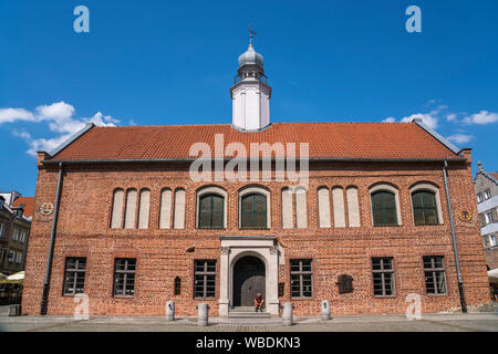 Das alte Rathaus auf dem Marktplatz, Olsztyn/Allenstein, Ermland-Masuren, Polen, Europa | Altes Rathaus auf dem Marktplatz, Olsztyn, Warmian-Masu Stockfoto