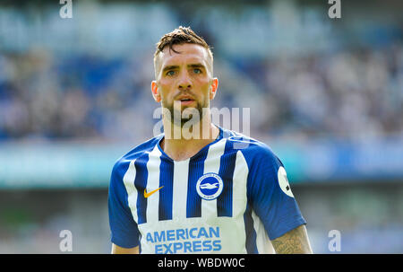 Shane Duffy von Brighton während der Premier League Match zwischen Brighton und Hove Albion und Southampton an der American Express Community Stadion, Brighton, 24. August 2019 die redaktionelle Nutzung nur. Kein Merchandising. Für Fußball Bilder FA und Premier League Einschränkungen Inc. kein Internet/Mobile Nutzung ohne fapl Lizenz - für Details Kontakt Fußball Dataco Stockfoto