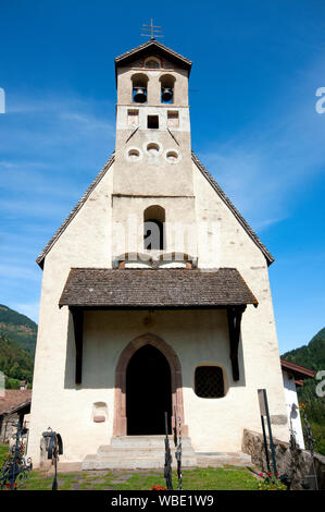 San Sebastiano Kapelle in San Pancrazio (St. Pankraz), Val d'Ultimo (Ultental), Bozen, Trentino Alto Adige, Italien Stockfoto