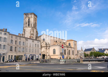 La Rochelle, Frankreich - Mai 08, 2019: St Sauveur im Hafen von La Rochelle in der Region Poitou-Charentes in Frankreich Stockfoto