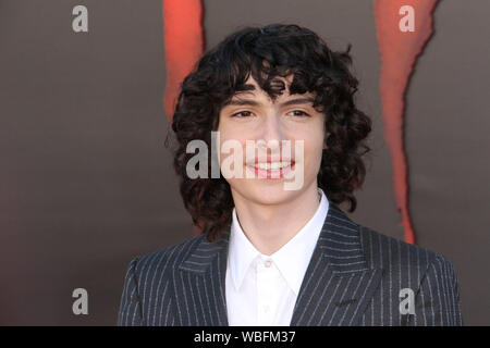 Los Angeles, USA. 26 Aug, 2019. Finn Wolfhard in New Line Cinema's 'Es Kapitel Zwei "Weltpremiere statt im Regency Dorf Theater in Westwood, CA, 26. August 2019. Foto: Joseph Martinez/PictureLux Credit: PictureLux/Hollywood Archiv/Alamy leben Nachrichten Stockfoto