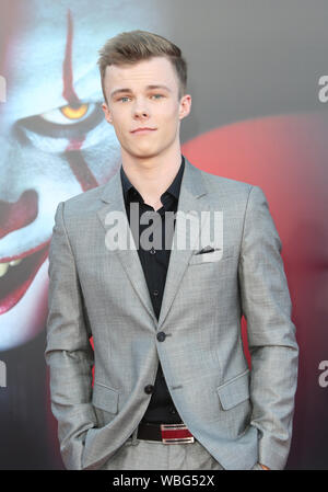 Westwood, Ca. 26 Aug, 2019. Nicholas Hamilton, bei der Premiere von Warner Bros. Pictures' "Es Kapitel Zwei "Regency Dorf Theater in Westwood, Kalifornien am 26. August 2019. Credit: Faye Sadou/Medien Punch/Alamy leben Nachrichten Stockfoto