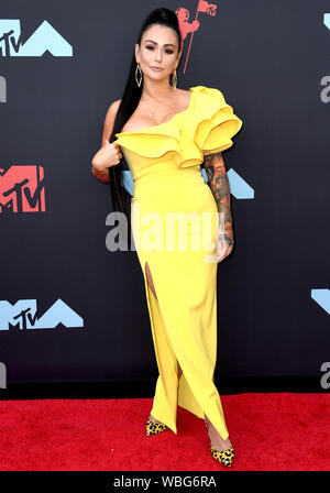 Jenni "JWoww" Farley an den MTV Video Music Awards 2019 im Prudential Center in Newark, New Jersey statt. Stockfoto