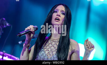 Camp Bestival 2019 - Tag 1 - Auftritte mit: Jess Glynne Wo: East Lulworth, Dorset, Großbritannien Wann: 26 Aug 2019 Quelle: WENN.com Stockfoto