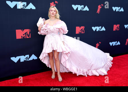 Zara Larsson an den MTV Video Music Awards 2019 im Prudential Center in Newark, New Jersey statt. Stockfoto