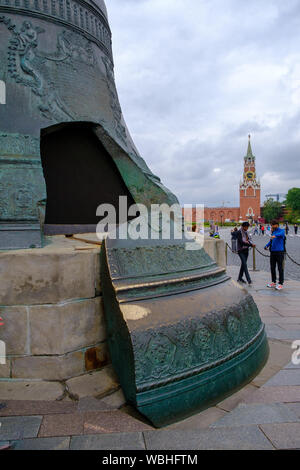 Moskau, Russland - 2. August 2019: Die zarenglocke. Auch als Tsarsky Kolokol, Zar Kolokol III oder Royal Bell bekannt, ist ein 6.14 m (20.1 ft) hoch, 6. Stockfoto