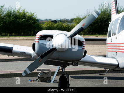 Propeller einer Piper PA -34-200 Seneca Flugzeuge Stockfoto