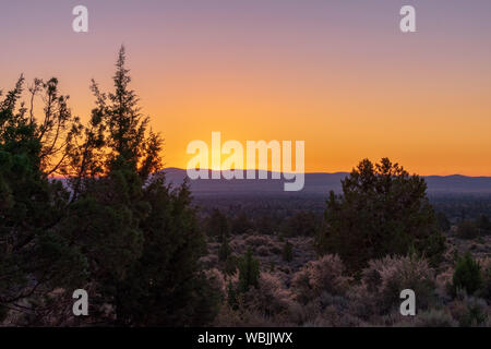 Sonnenaufgang über Lava Beds National Monument Stockfoto