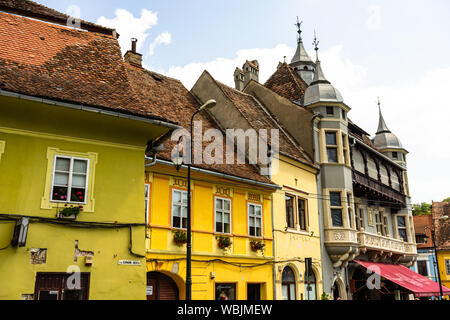 Alten und bunten Häusern in Sighisoara Zitadelle. Mittelalterlicher Architektur. Stockfoto