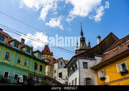 Alten und bunten Häusern in Sighisoara Zitadelle. Mittelalterlicher Architektur. Stockfoto