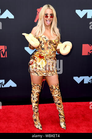 Tana Mongeau Teilnahme an den MTV Video Music Awards 2019 im Prudential Center in Newark, New Jersey statt. Stockfoto