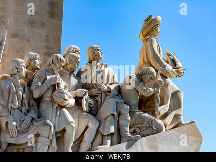 Zahlen über das Denkmal der Entdeckungen in der Neuen Welt, Belem, Lissabon, Portugal. Stockfoto