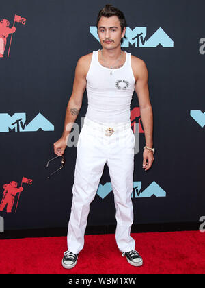 Newark, USA. 26 Aug, 2019. NEWARK, New Jersey, USA - 26. August: Brandon Lee kommt an der 2019 MTV Video Music Awards auf dem Prudential Center am 26. August 2019 in Newark, New Jersey, United States statt. (Foto von Xavier Collin/Image Press Agency) Quelle: Bild Presse Agentur/Alamy Leben Nachrichten Quelle: Bild Presse Agentur/Alamy leben Nachrichten Stockfoto