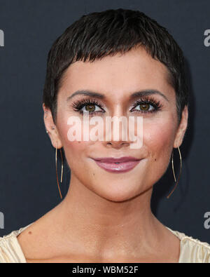 Newark, USA. 26 Aug, 2019. NEWARK, New Jersey, USA - 26. August: Alyson Stoner kommt an der 2019 MTV Video Music Awards auf dem Prudential Center am 26. August 2019 in Newark, New Jersey, United States statt. Quelle: Bild Presse Agentur/Alamy leben Nachrichten Stockfoto