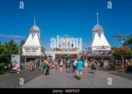 Die Seebrücke von Misdroy/Miedzyzdroje, Insel Wolin, Westpommern, Polen, Europa | Ostsee Pier in Miedzyzdroje, Insel Wolin, Westpommern, Pol Stockfoto