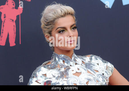 Newark, USA. 26 Aug, 2019. Bebe Rexha (bleta Rexha) betreut die 2019 MTV Video Music Video Awards im Prudential Center in Newark, NJ: SOPA Images Limited/Alamy Leben Nachrichten gehalten Stockfoto