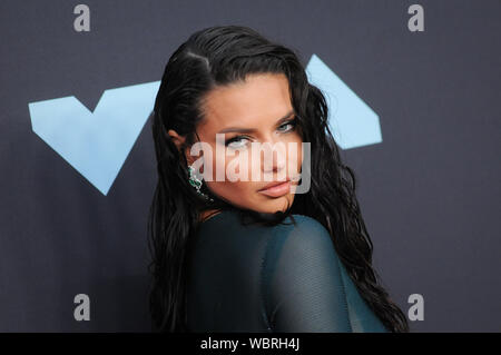 Newark, USA. 27 Aug, 2019. Adriana Lima besucht die 2019 MTV Video Music Video Awards im Prudential Center in Newark, NJ: SOPA Images Limited/Alamy Leben Nachrichten gehalten Stockfoto