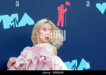 Newark, USA. 26 Aug, 2019. Zara Larsson besucht die 2019 MTV Video Music Video Awards im Prudential Center in Newark, NJ: SOPA Images Limited/Alamy Leben Nachrichten gehalten Stockfoto