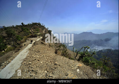 Der berühmte Saddle in Tulla Kote, einem abgelegenen Dorf in der Region Tallas des, wurde von Jim Corbett in seinem Buch The Temple Tigers, Uttarakhand, Indien, berühmt Stockfoto