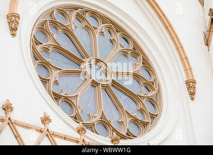 Architektonisches Detail des Hl. Johannes des Täufers Kathedrale in Savannah, Georgia Stockfoto