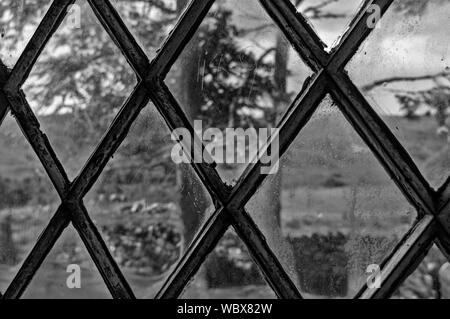 CROICK TELFORD PARLAMENTARISCHEN KIRCHE ARDGAY SUTHERLAND SCHOTTLAND SCHREIBEN KRATZER AUF DEN DIAMOND FENSTERSCHEIBEN IN 1845 SERIE EINS Stockfoto