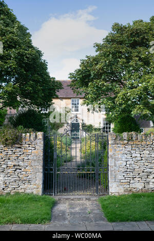 Cotswold Steinhaus im Dorf Overbury, Cotswolds, Worcestershire, England Stockfoto