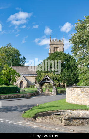 St. Faith Kirche im cotswold Dorf Overbury, Cotswolds, Worcestershire, England Stockfoto