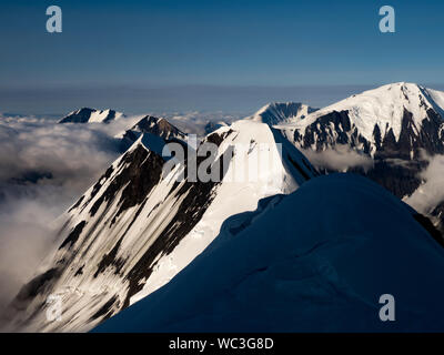 Die unglaubliche Aussicht auf den Denali Reichweite im Denali National Park, während Flug sehen von einem Flugzeug aus Kantishna Alaska Stockfoto