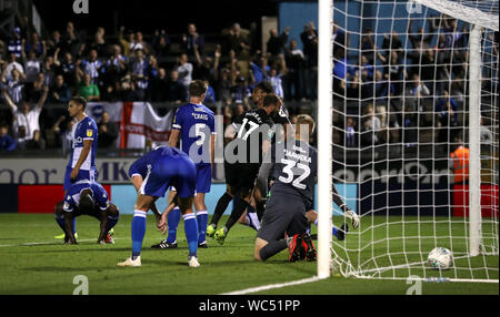 Brighton & Hove Albion Glenn Murray scores zweites Ziel seiner Seite des Spiels während der carabao Cup Achtelfinale am Memorial Stadium, Bristol. Stockfoto