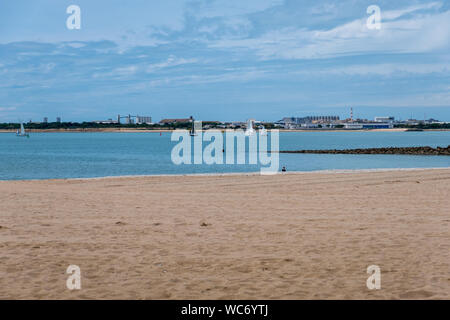 La Rochelle, Frankreich - Mai 07, 2019: 57 Strand oder Plage des Minimes in La Rochelle, Frankreich Stockfoto